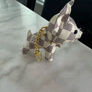 New Checkered Dog Keychain -Brown and Gold Boutique Item Inspired cute keychain